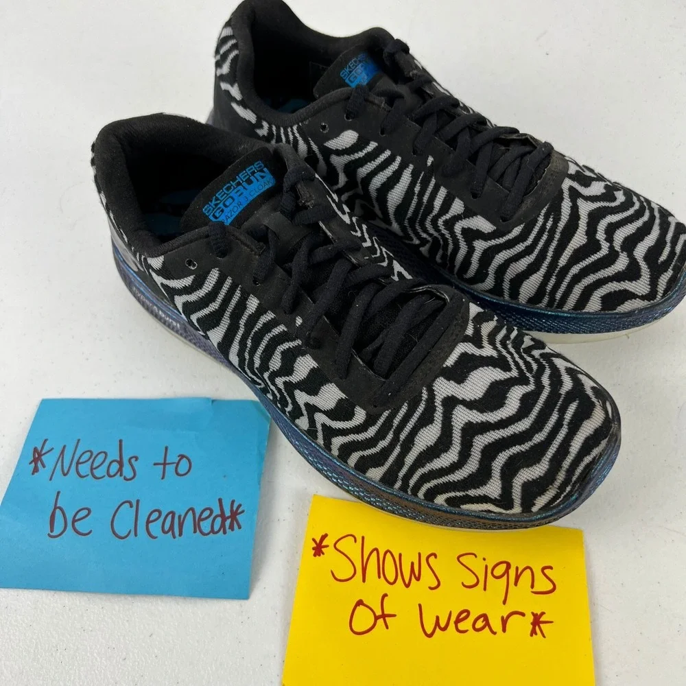 Skechers Go Run Razor 3 Cloak Running Shoes Womens 6 Black Zebra Lace Up Low Top